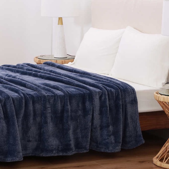 Berkshire Bedding Berkshire Life Ecosoft Queen Blanket 98 X 92